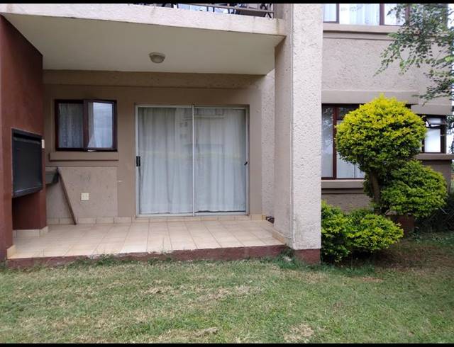 2 BEDROOM APARTMENT FOR SALE IN WHITE RIVER EXT 18